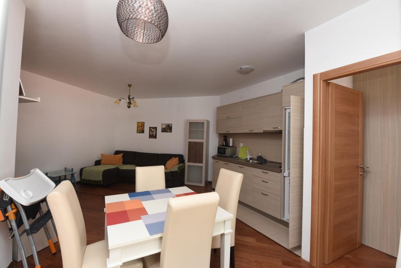 Apartamenti Enjoy Leilighet Petrovac Eksteriør bilde