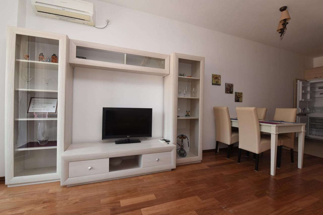 Apartamenti Enjoy Leilighet Petrovac Eksteriør bilde