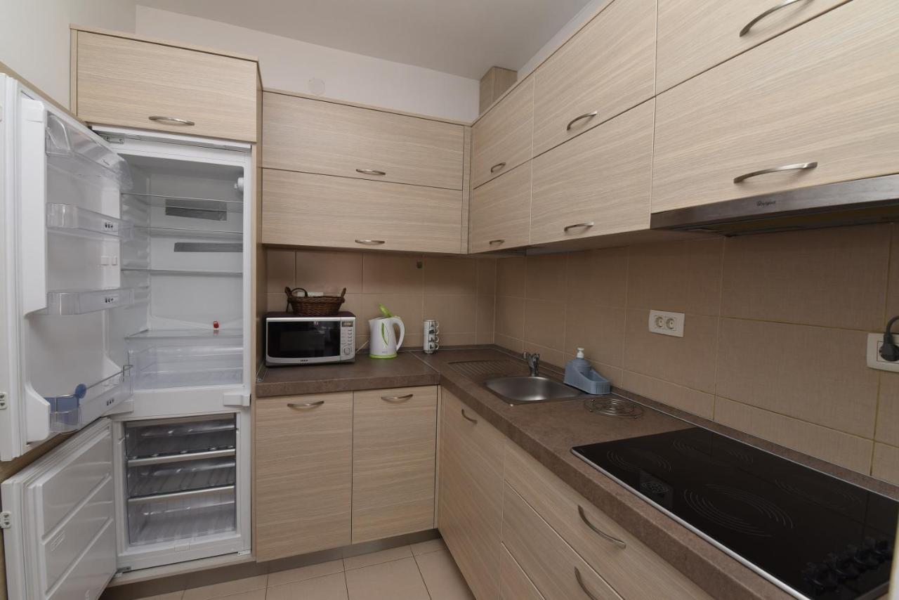 Apartamenti Enjoy Leilighet Petrovac Eksteriør bilde