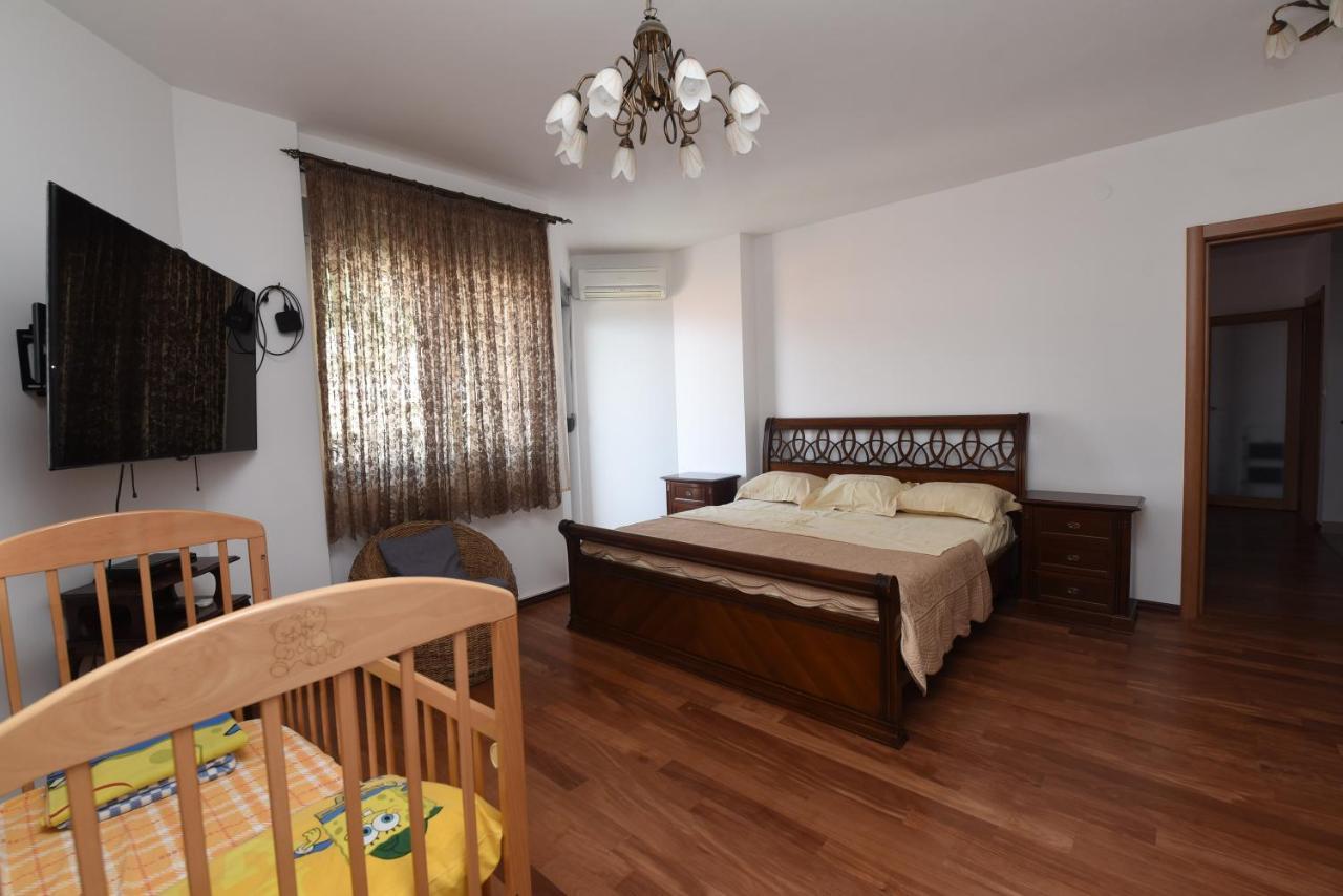 Apartamenti Enjoy Leilighet Petrovac Eksteriør bilde